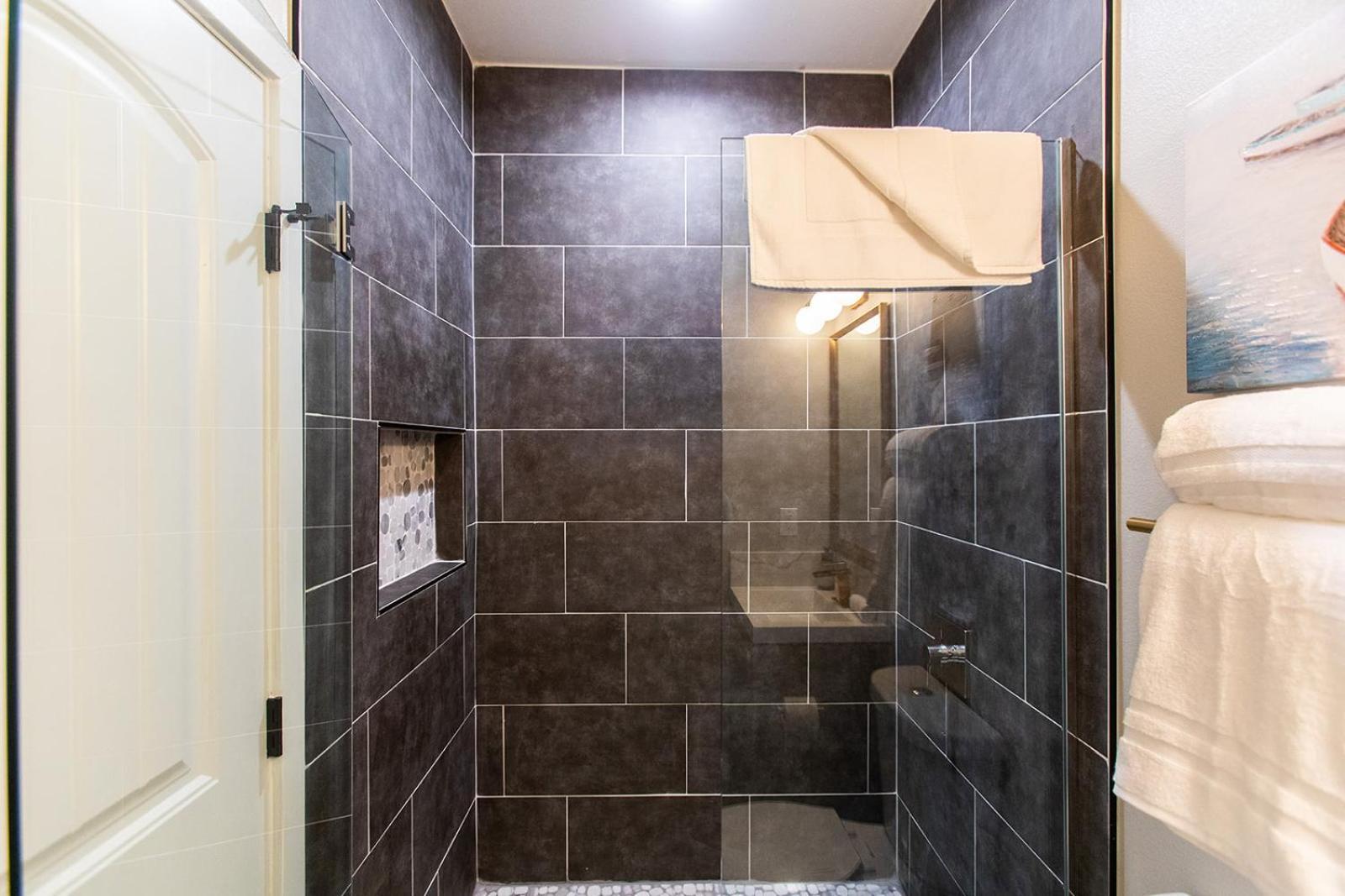 Large-studio-balcony-desk-ac-full-kitchen San Diego